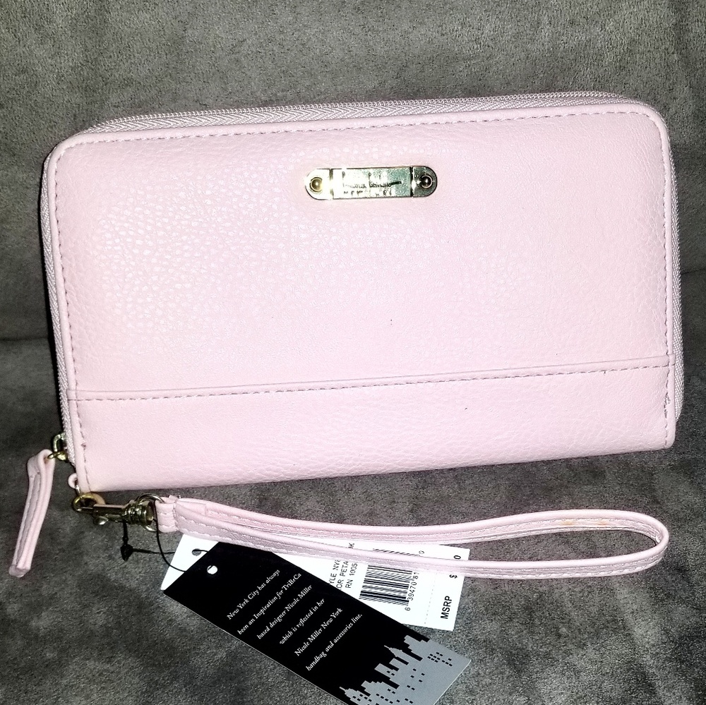 NWT Nicole Miller Wristlet